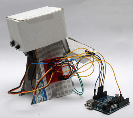 Робот-приятель радуется каждому Twitter-сообщению Робот-приятель радуется каждому Twitter-сообщению