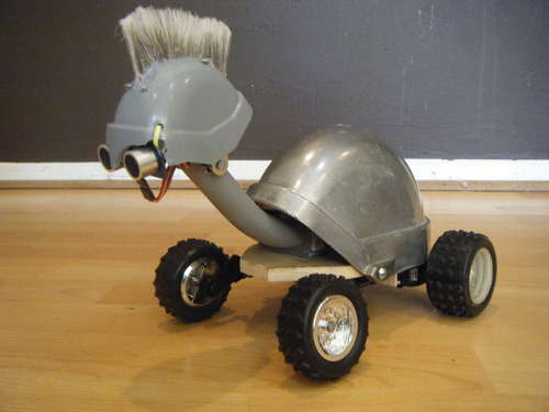 TurtleDuino - мобильный Arduino-робот способный объезжать препятствия