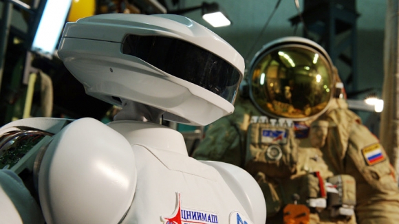 SAR-400 - отечественный робот-космонавт